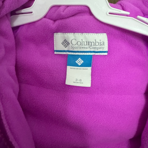Columbia baby snowsuit - Picture 3 of 3